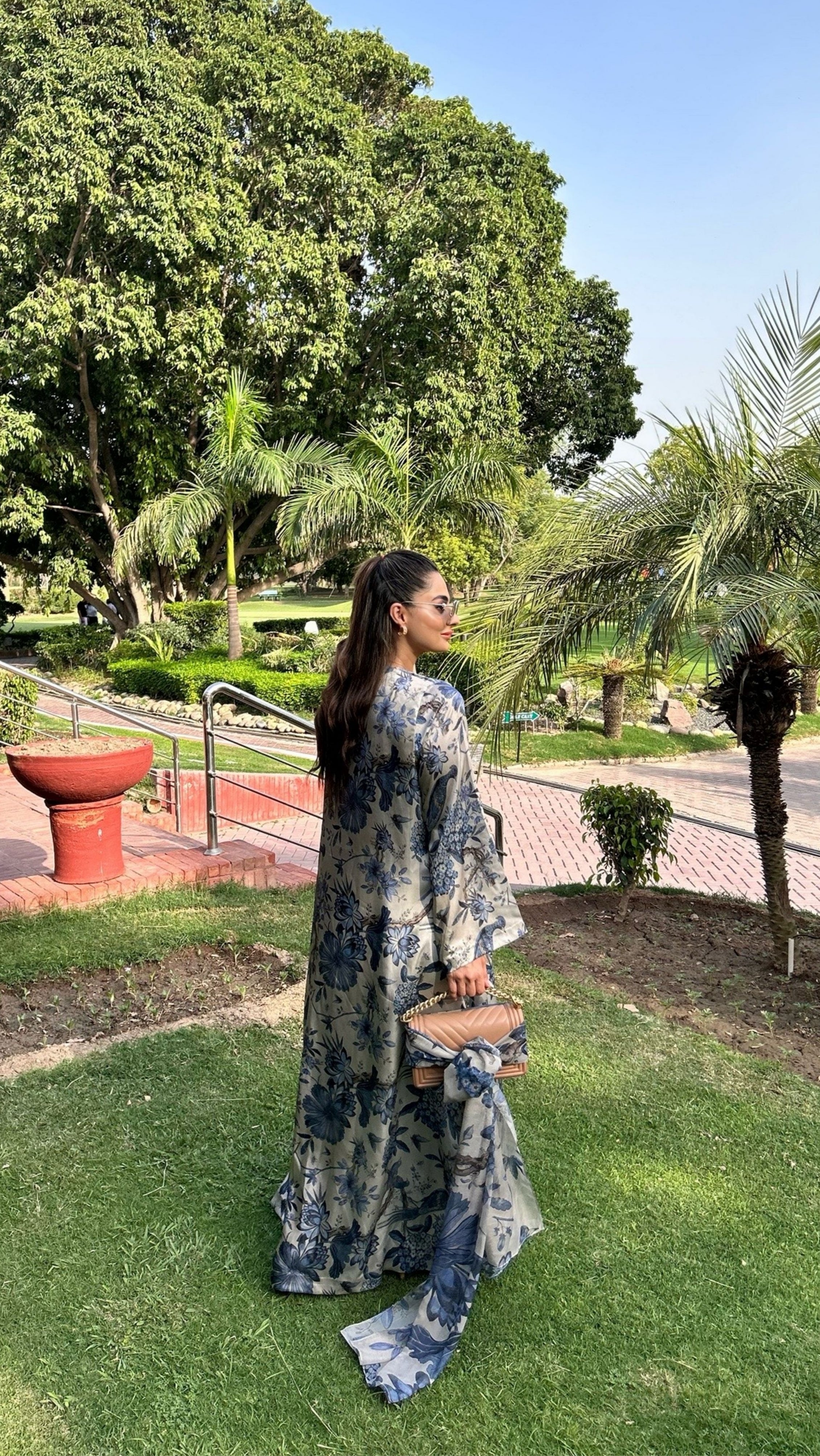 shop printed abayas online