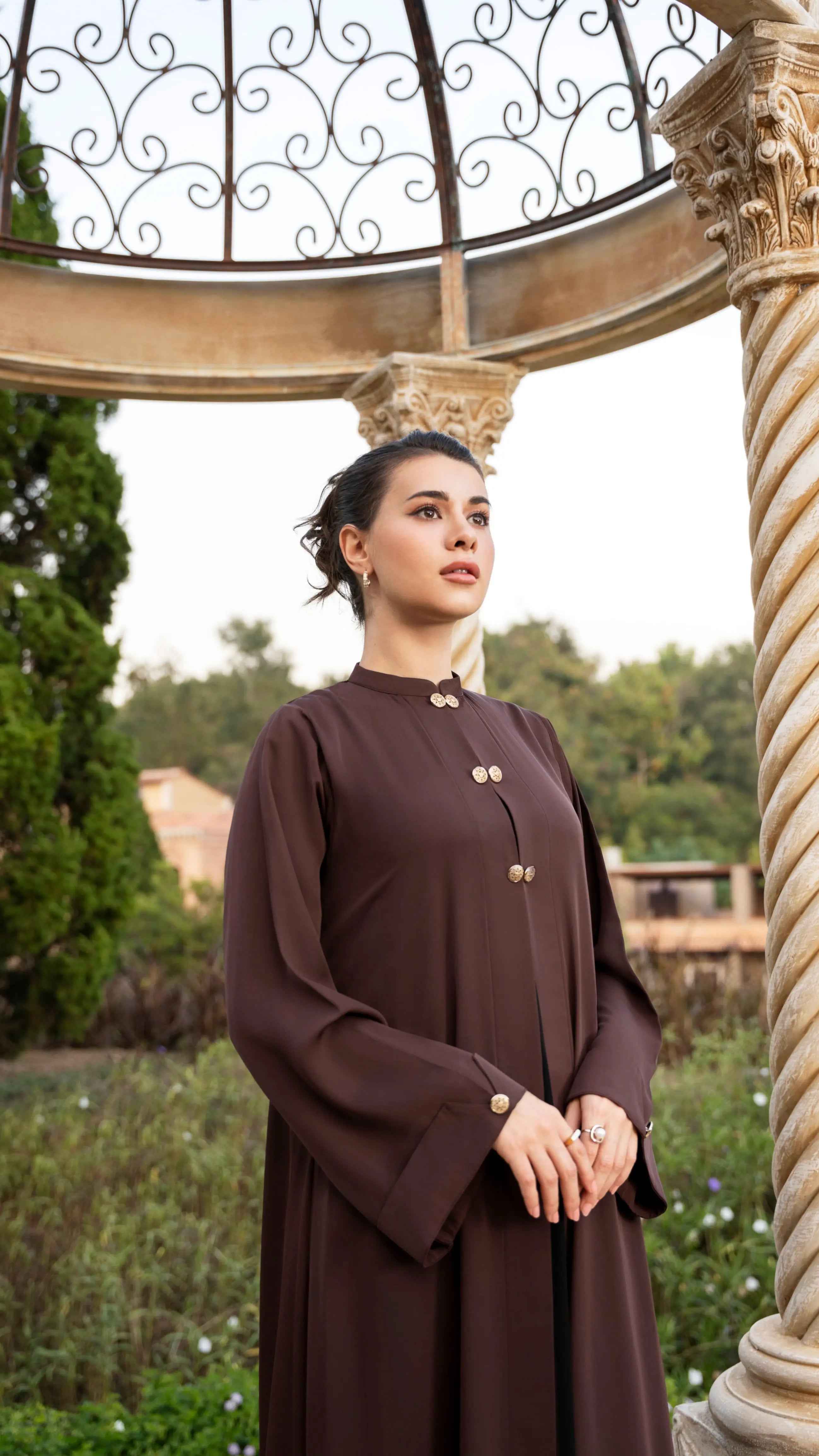 abayas-available-online-in-pakistan